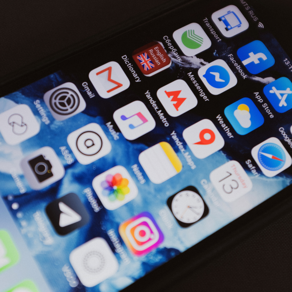 Social media app icons